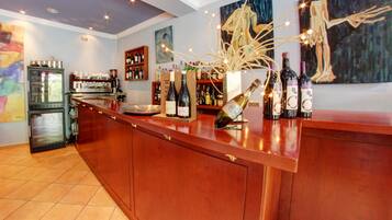 Bar (en el alojamiento)