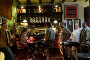 Bar (on property) - Hostal Cusi Wasi (Cusco)