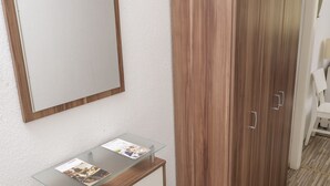 Apartment, Kitchen | 1 bedroom, desk, laptop workspace, iron/ironing board - Kriehubergasse by Welcome2Vienna (Vienna)