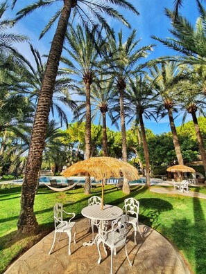 Exterior - El Oasis (L'Eliana)