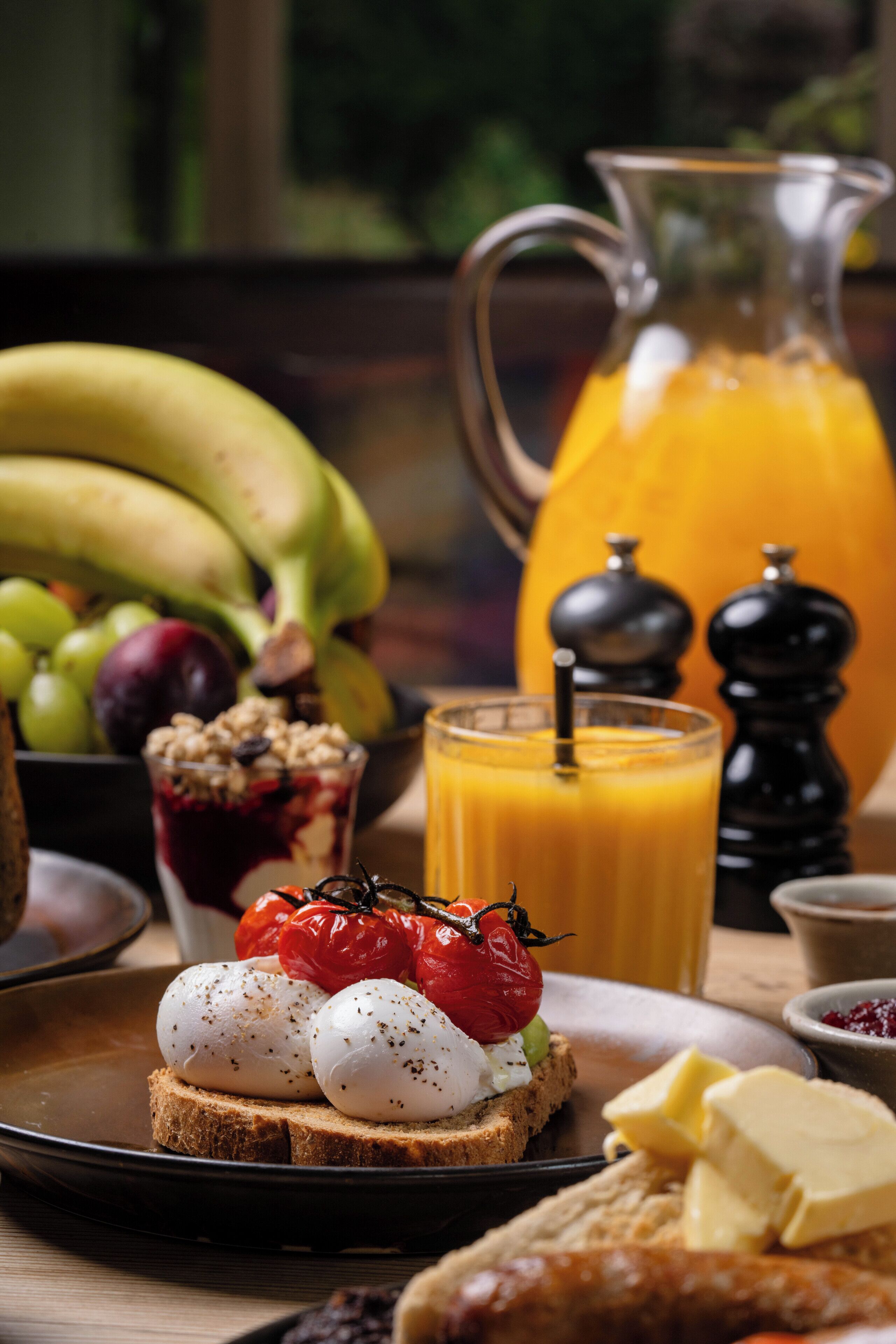 Daily full breakfast for a fee