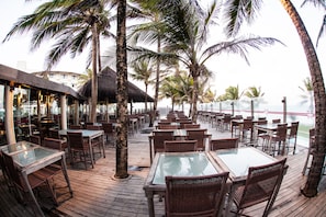 Brazilian cuisine, alfresco dining