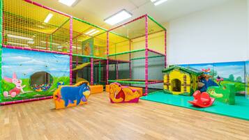 Children’s play area – indoor