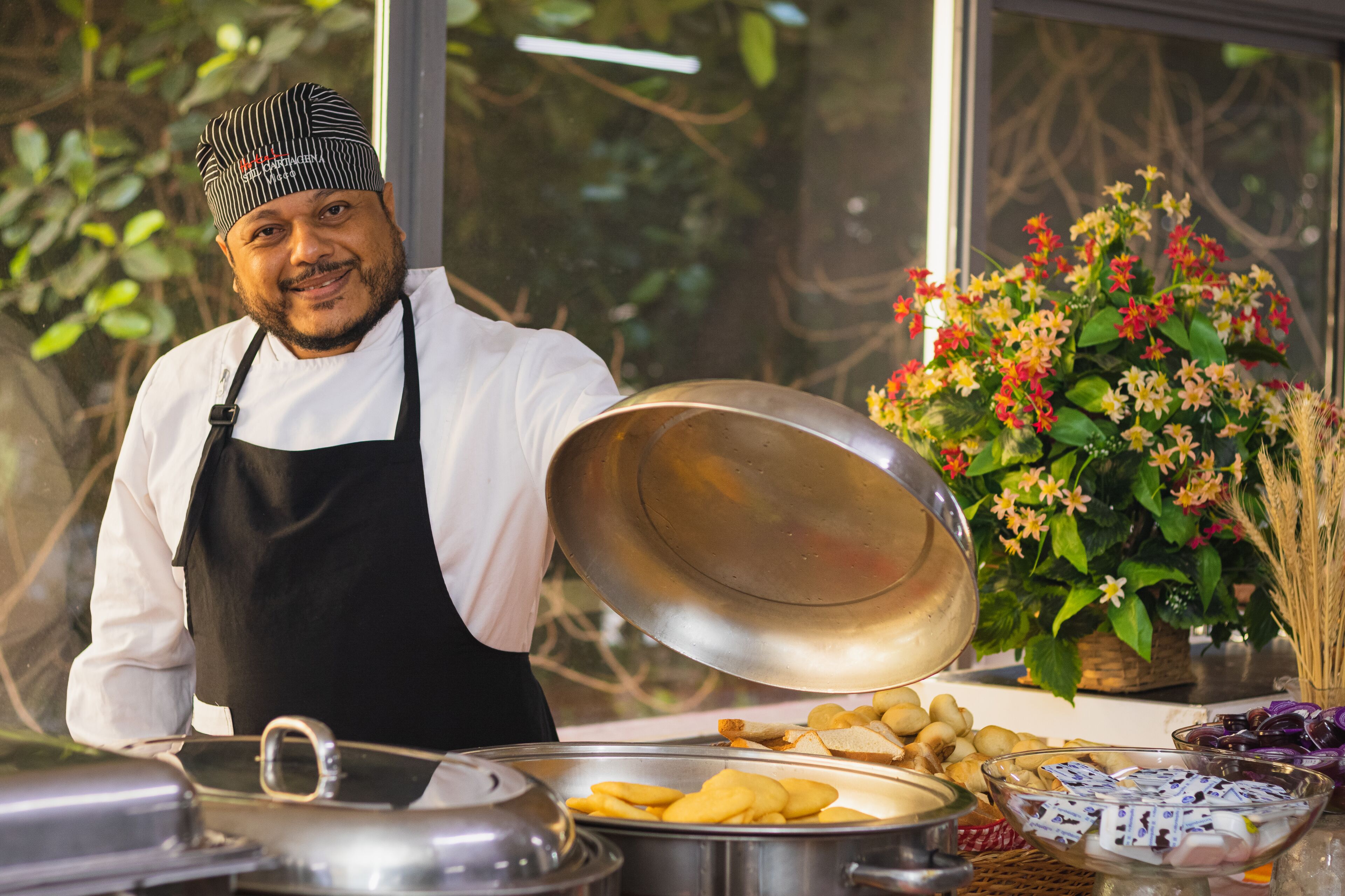 Daily continental breakfast for a fee