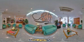 Lobby-Lounge