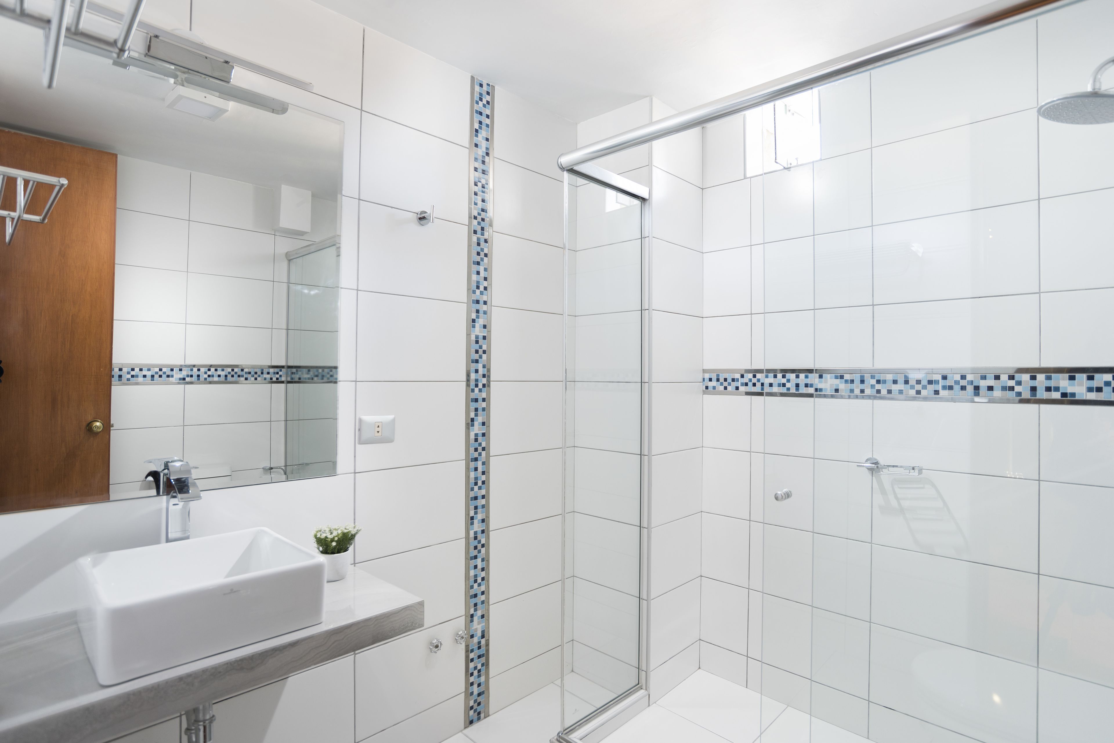 double room | bathroom | free toiletries, hair dryer, towels