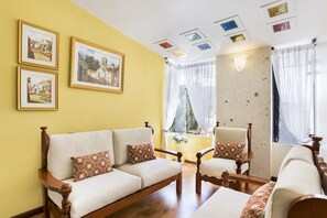 TV - Hotel Natura Inn (Arequipa)