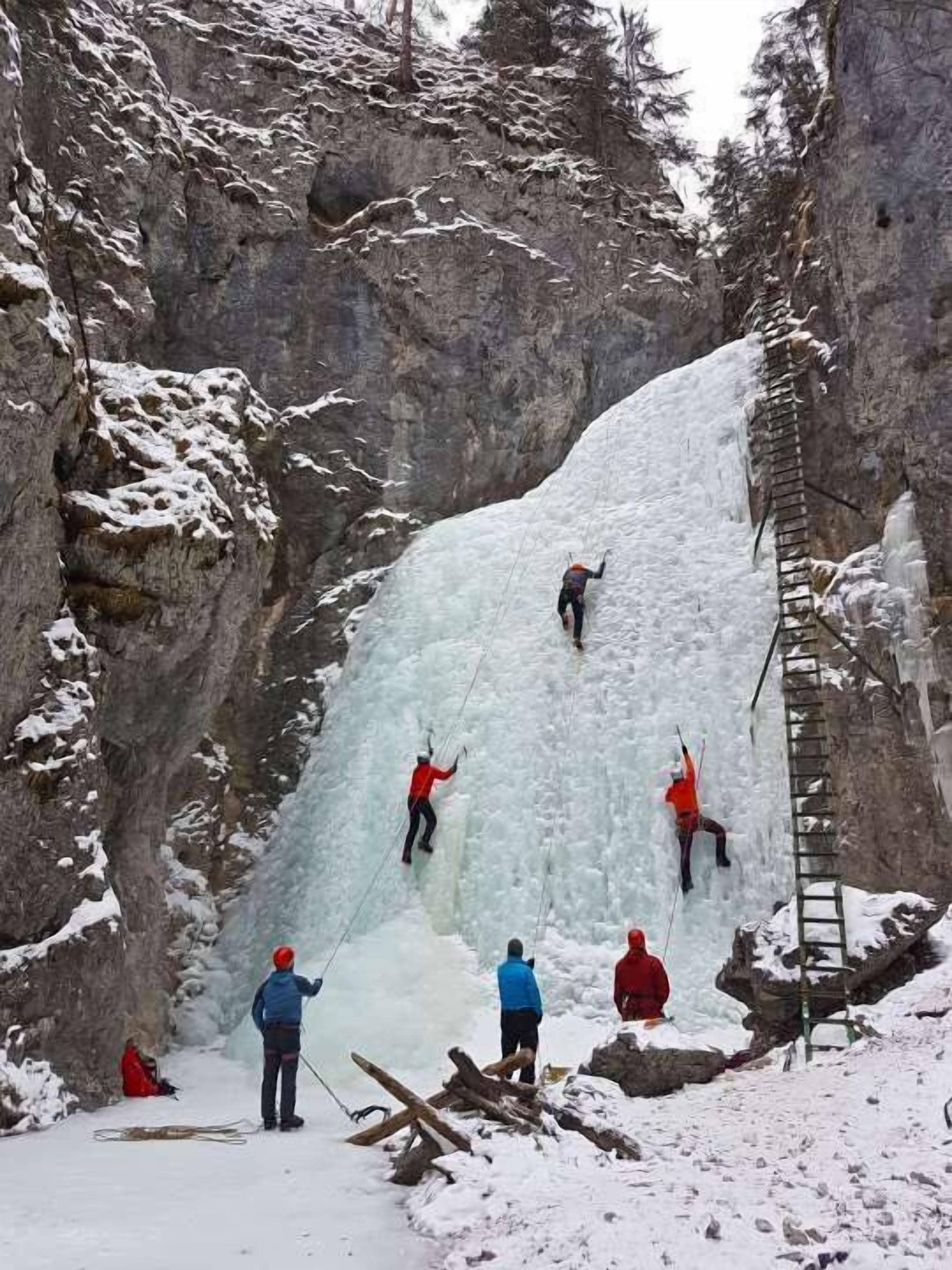 Utendørs fjellklatring