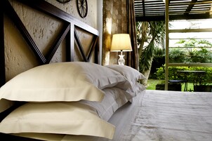 Self Catering | 1 bedroom, premium bedding, down duvets, minibar