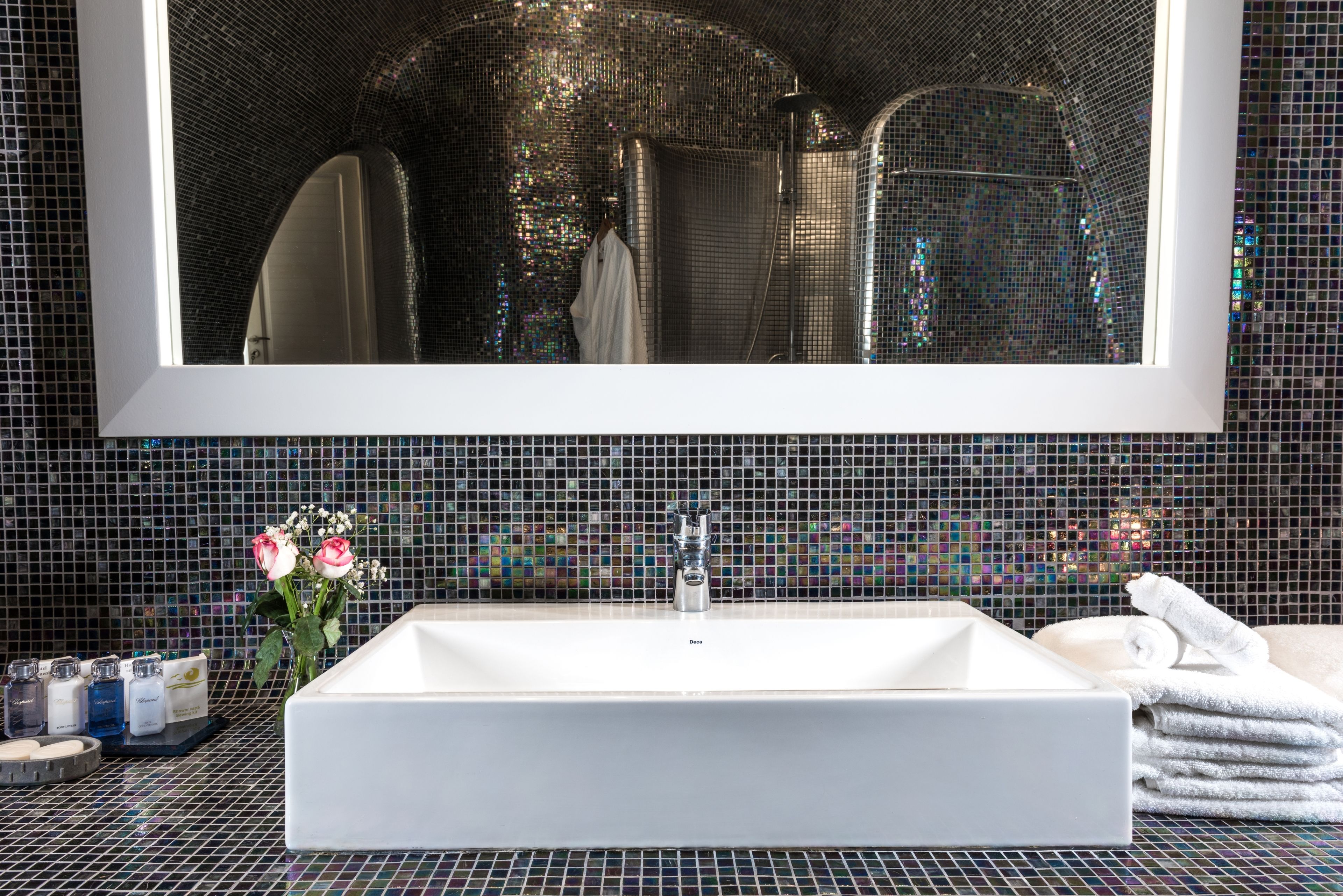 Photo - White Santorini