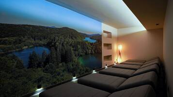 Sauna, hot tub, steam room, Turkish bath, deep-tissue massages