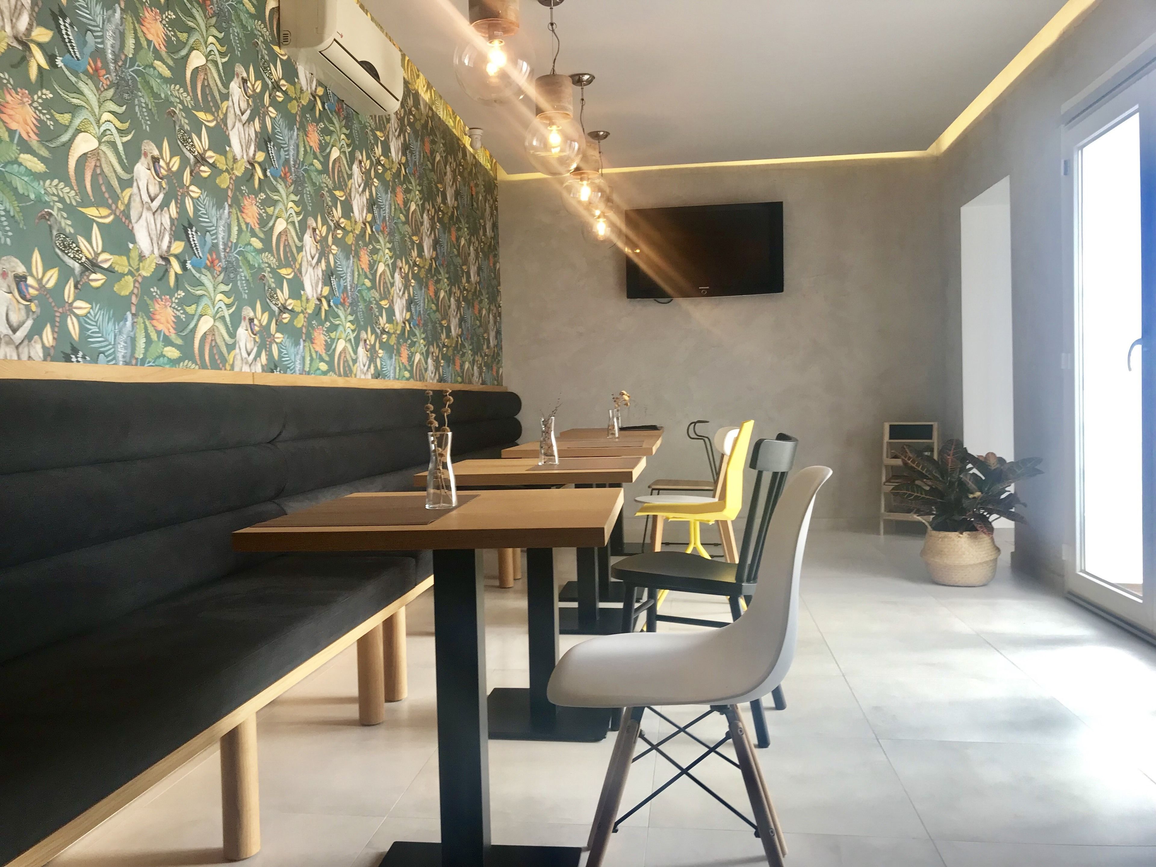 Televisión de pantalla plana