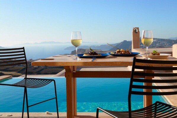 Superior Studio Suite, Private Pool | Terrace/patio