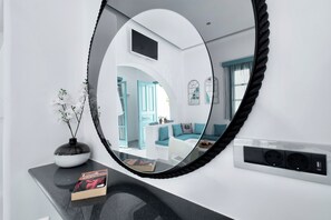 Hypo-allergenic bedding, in-room safe, individually decorated - Anastasia Princess Luxury Beach Residence, Adults Only (Santorini)