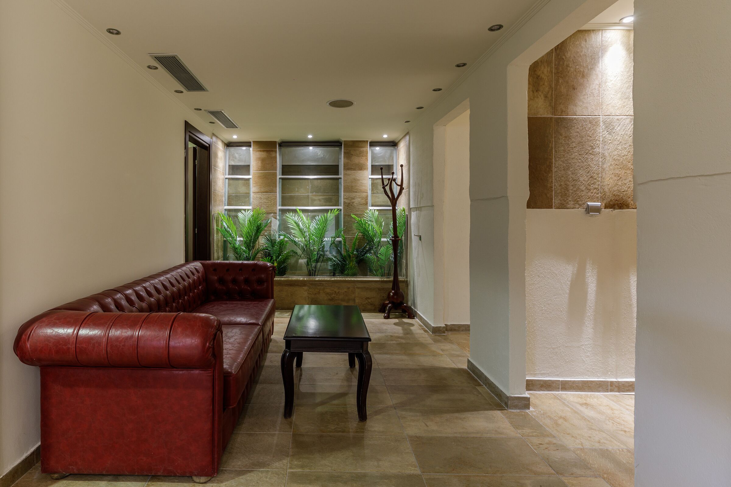 sauna, hot tub, steam room, body treatments, hydrotherapy, facials