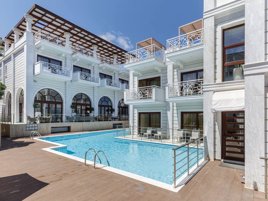 Outdoor pool, open 8 AM to 8 PM, sun loungers