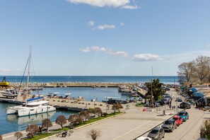 Pemandangan dari hartanah