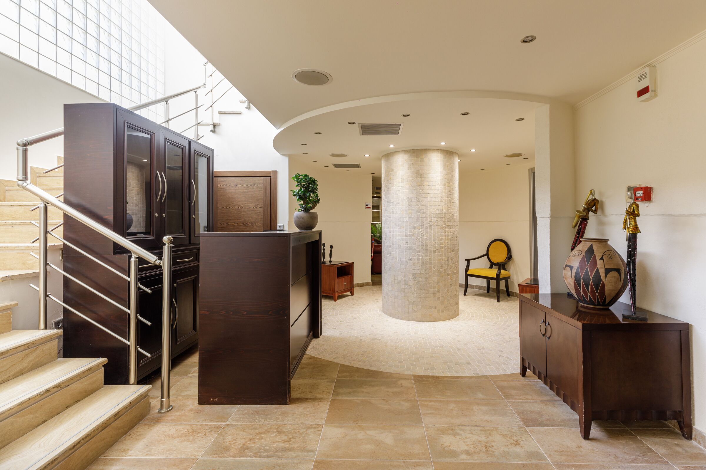 sauna, hot tub, steam room, body treatments, hydrotherapy, facials