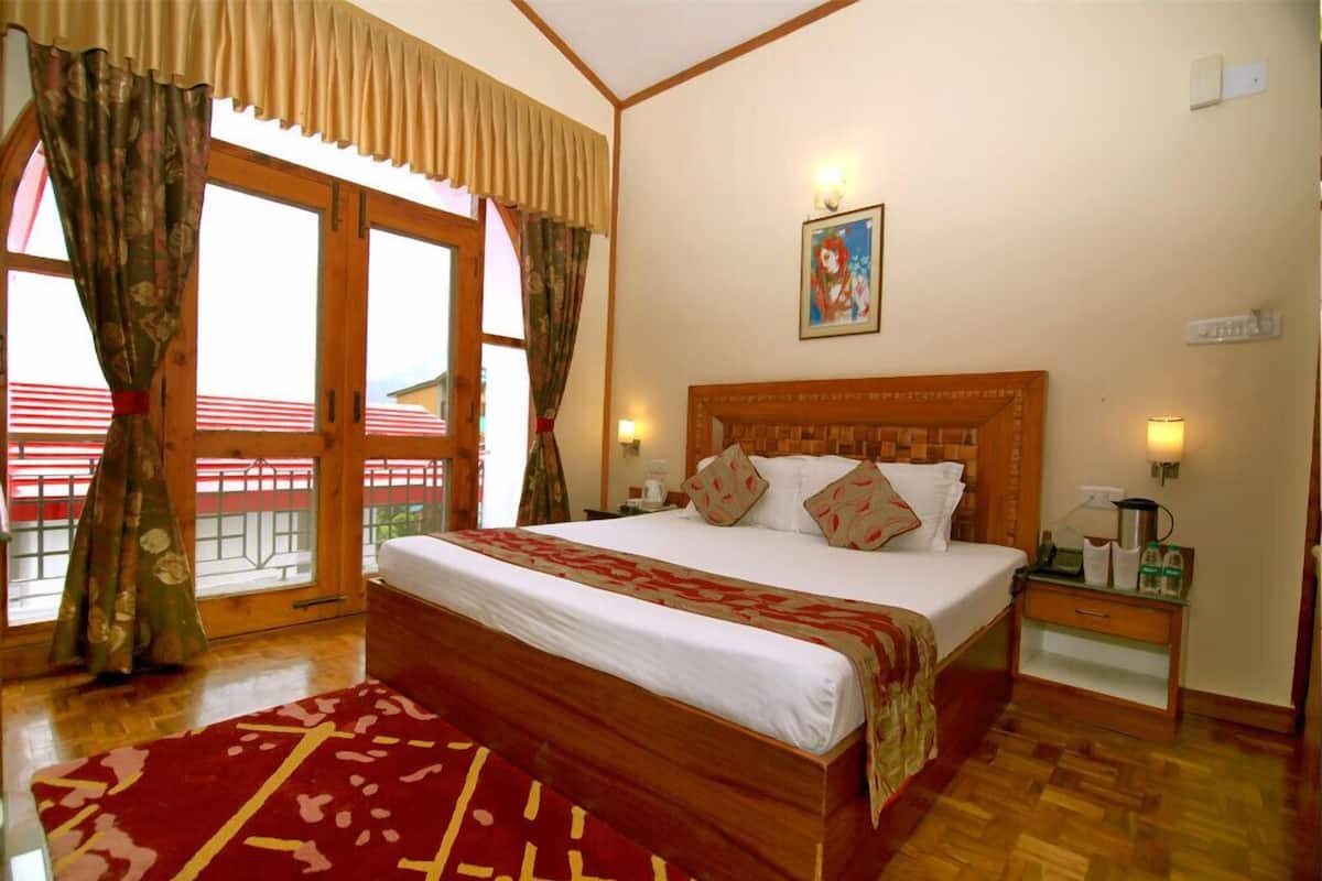 Cottage, 1 Bedroom | Minibar, in-room safe, desk, blackout drapes