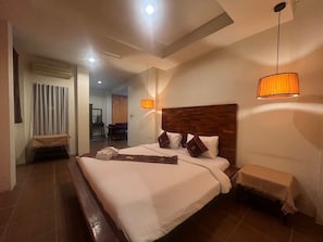 Minibar, free WiFi - Thapae Boutique House (Chiang Mai)
