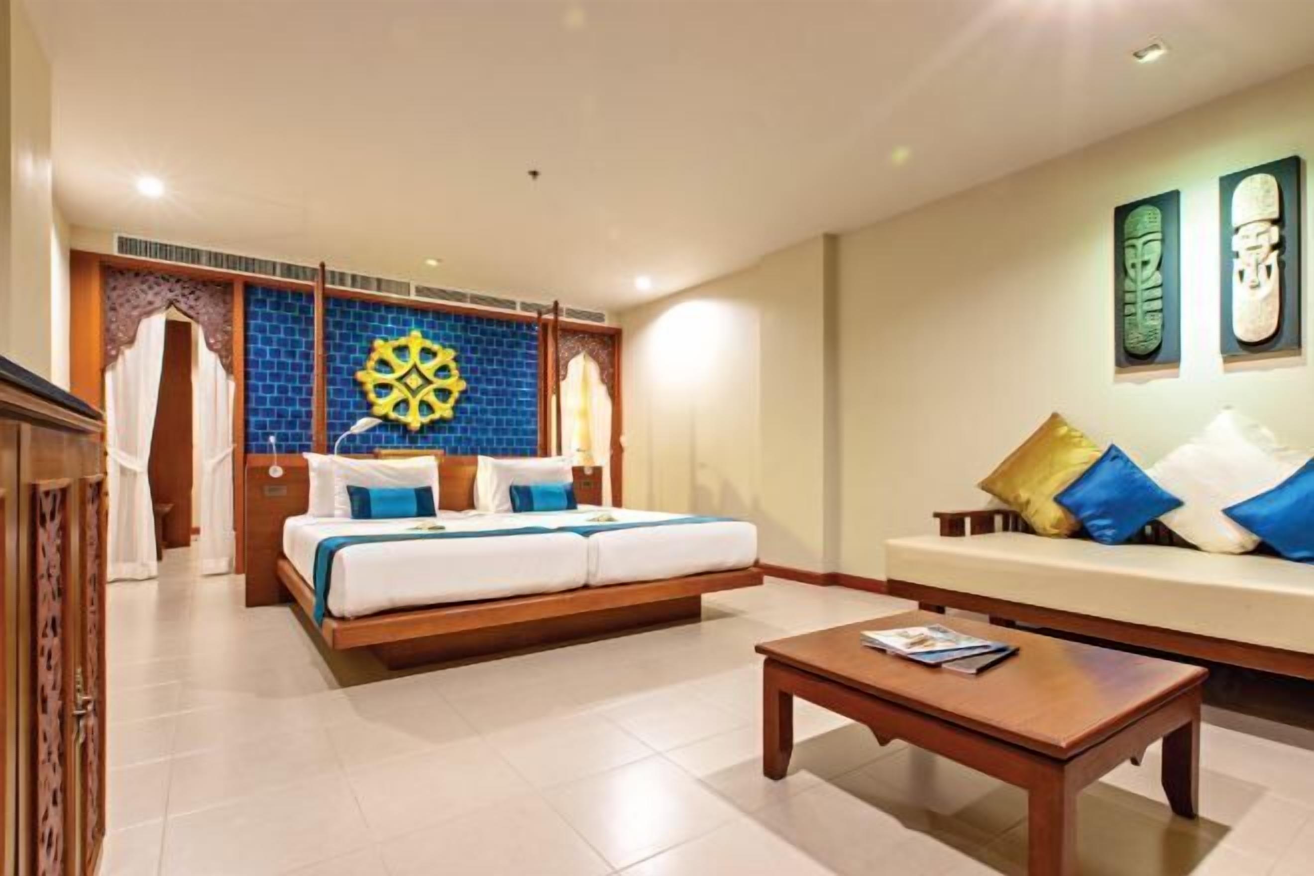 Bäddmadrasser, minibar, värdeförvaringsskåp på rummet och skrivbord