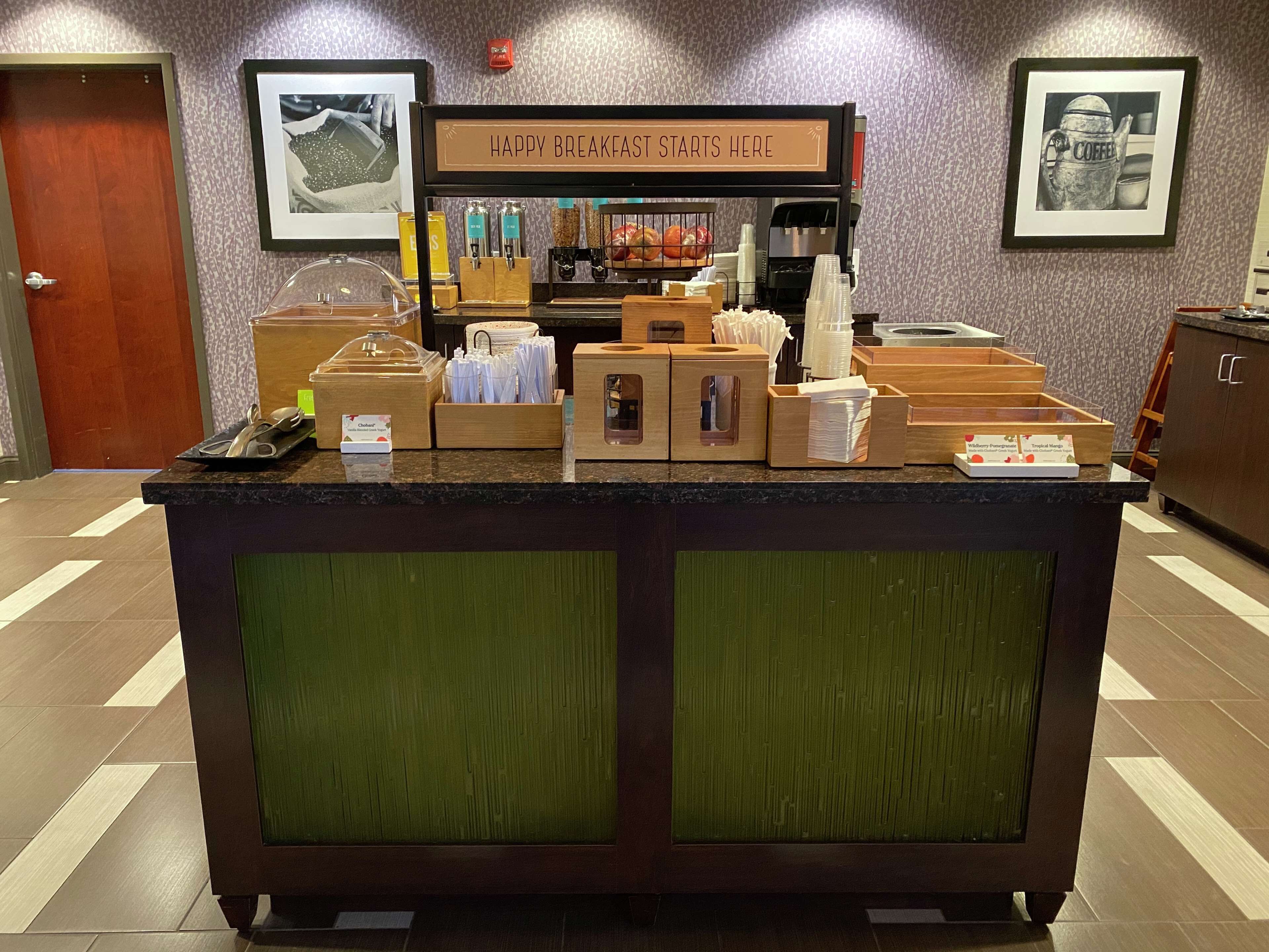 Free daily continental breakfast