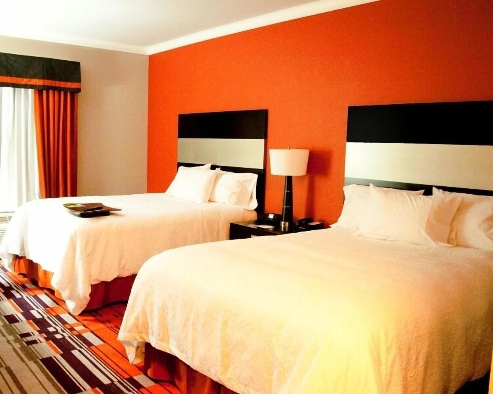Hypo-allergenic bedding, in-room safe, desk, blackout curtains
