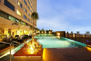 Outdoor pool, pool umbrellas, pool loungers