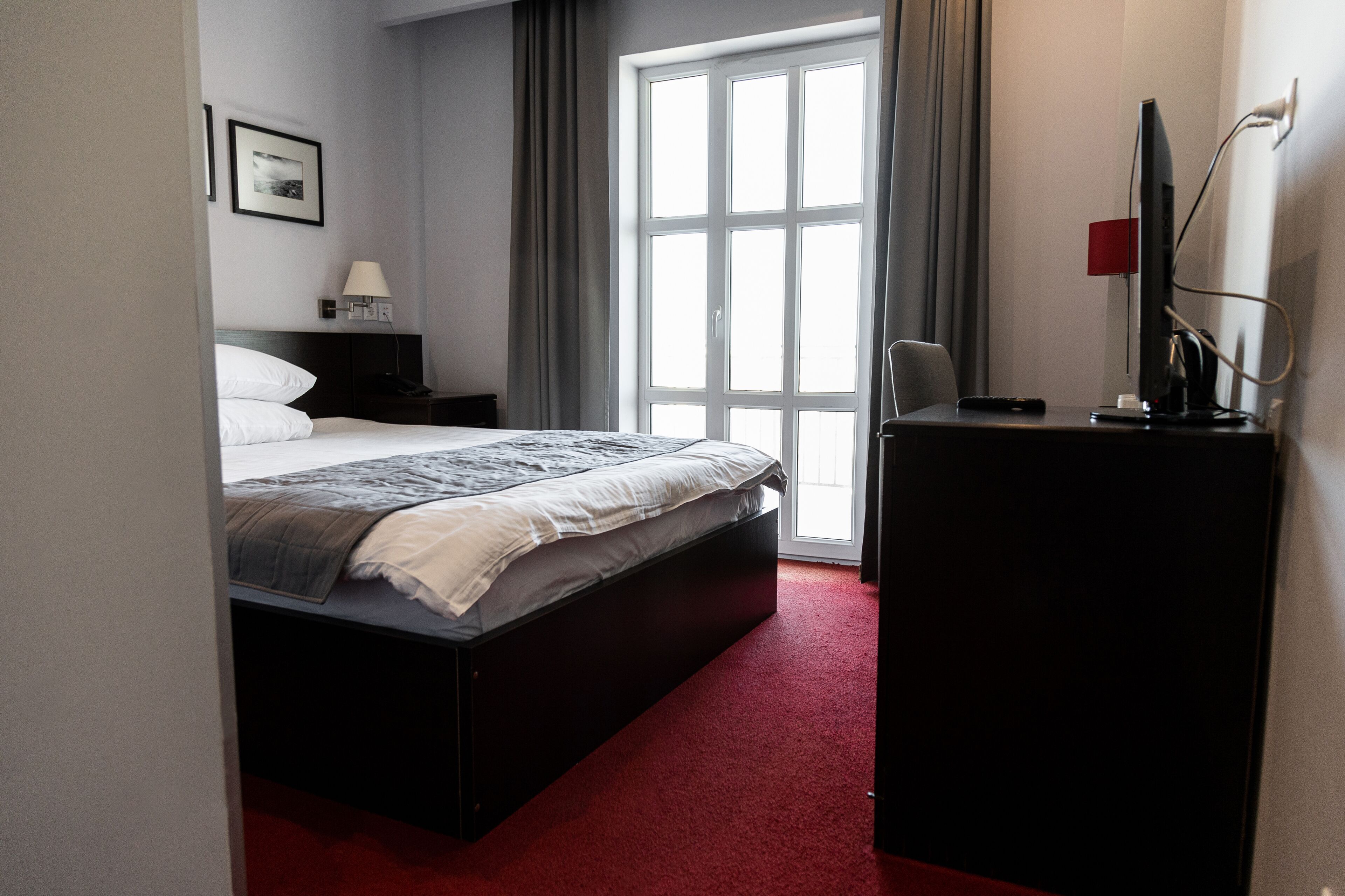 standard room | 1 bedroom, in-room safe, soundproofing, iron/ironing board