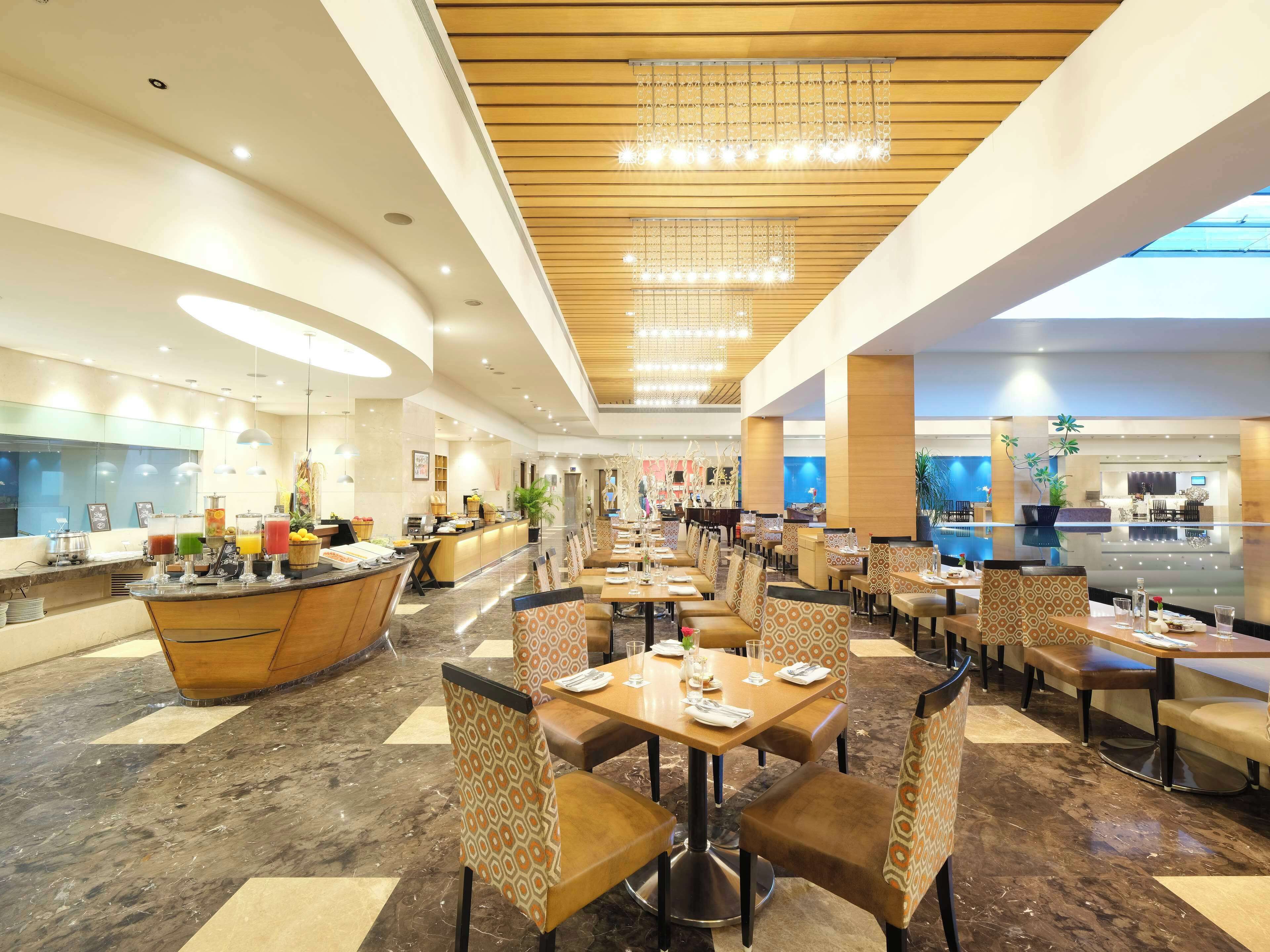 Desayuno buffet incluido todos los días 