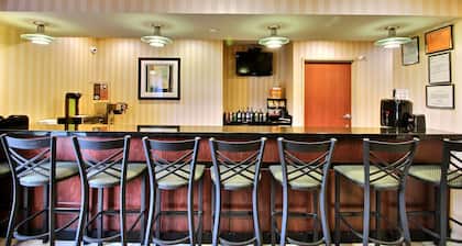 AmericInn by Wyndham Oshkosh