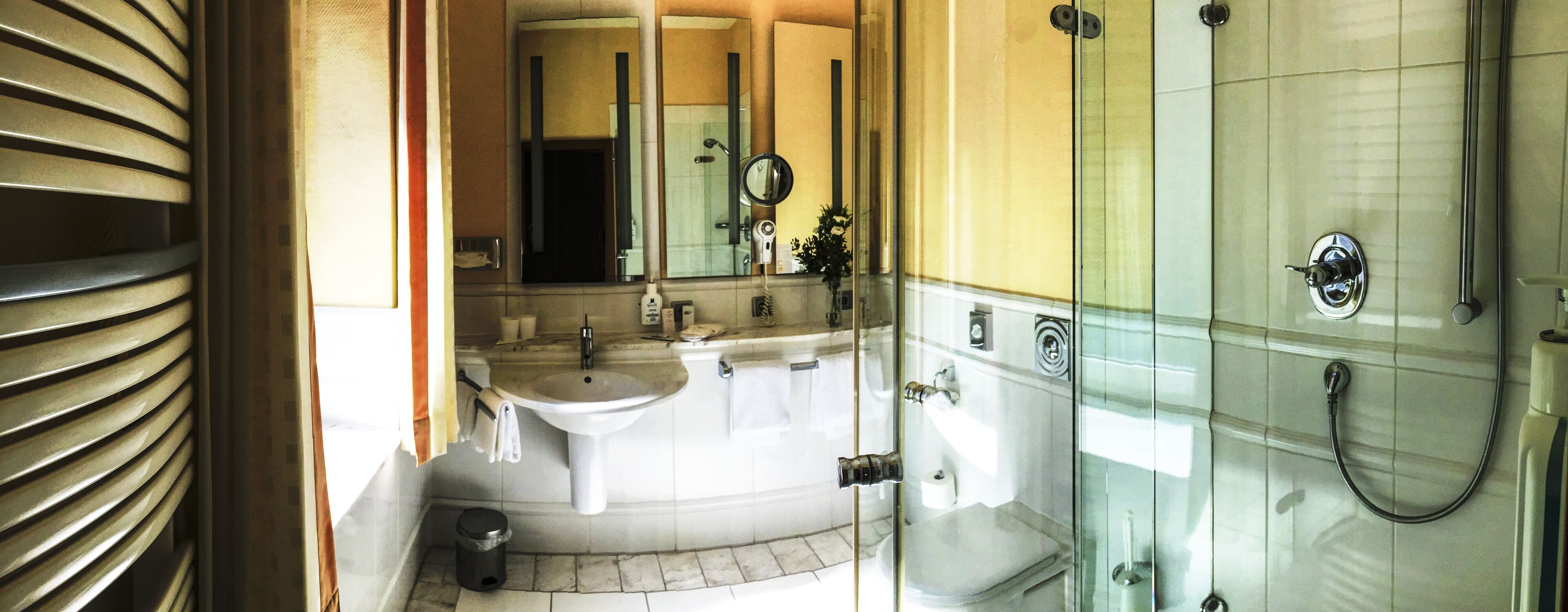 deluxe single room, 1 double bed, non smoking | bathroom | deep-soaking bathtub, free toiletries, hair dryer, towels