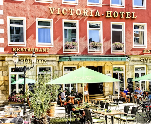 Victoria Hotel