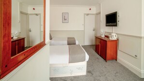 Chambre Standard avec lits jumeaux | 1 chambre, bureau, Wi-Fi gratuit, réveils