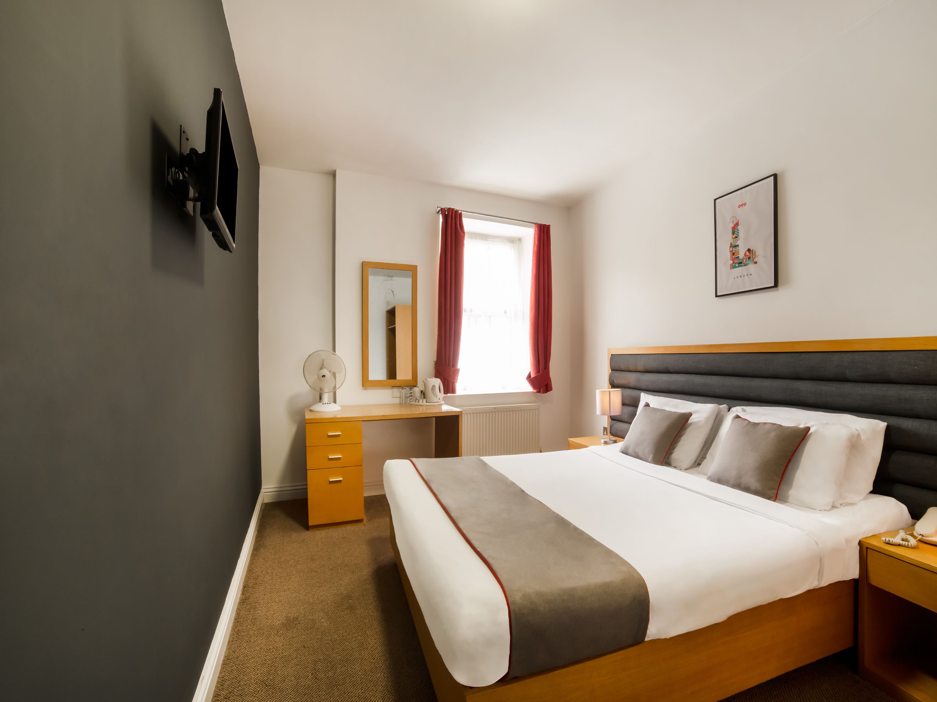 standard double room | 1 bedroom, desk, free wifi, bed sheets