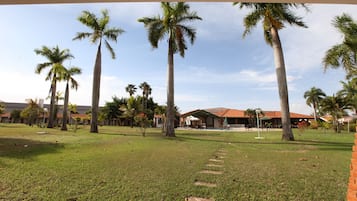 Vista al jardín