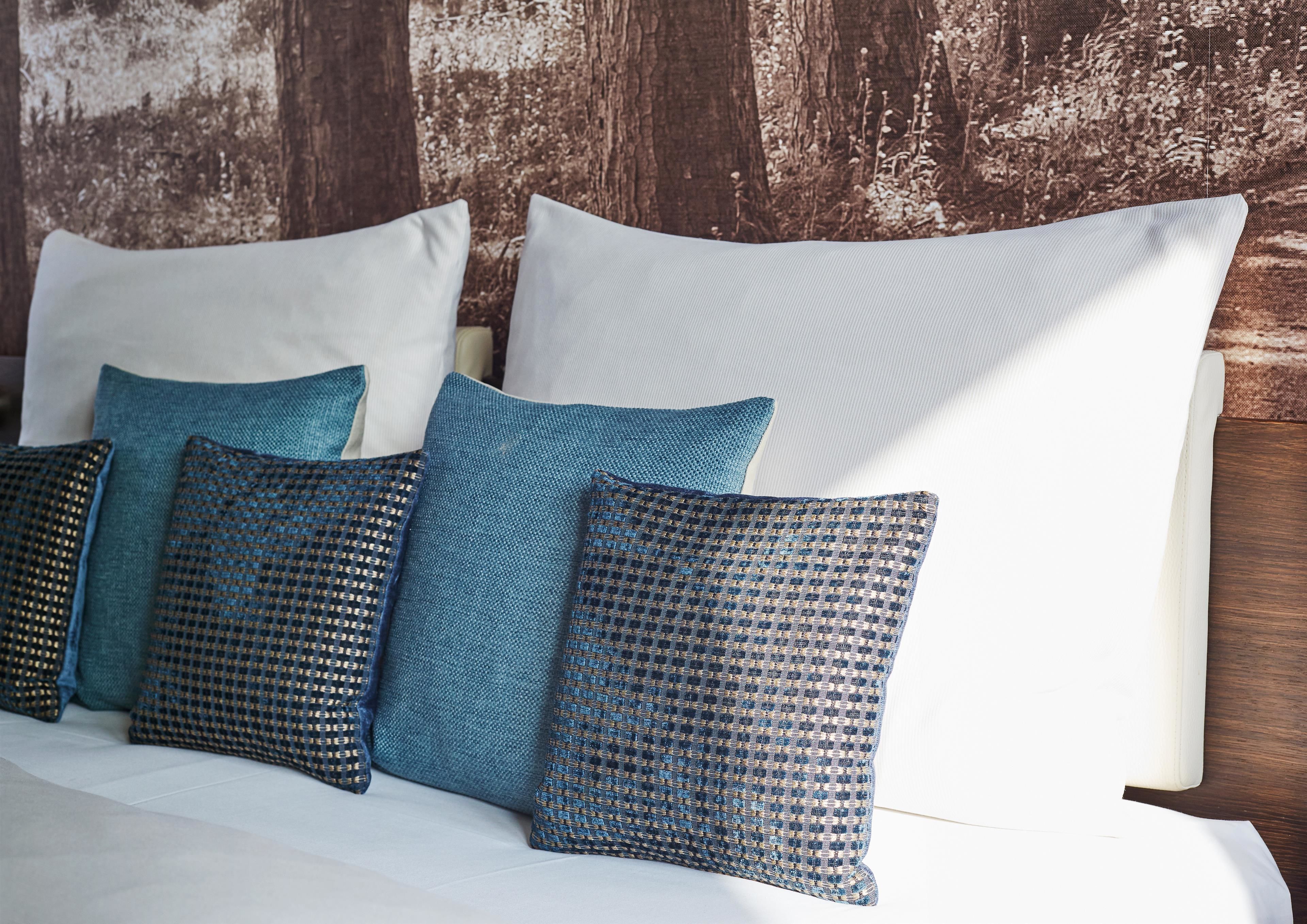 1 bedroom, premium bedding, free minibar, in-room safe