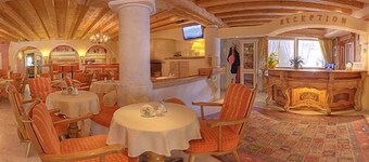 Hotel Central