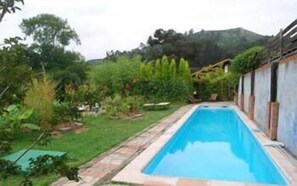 Piscina stagionale all'aperto