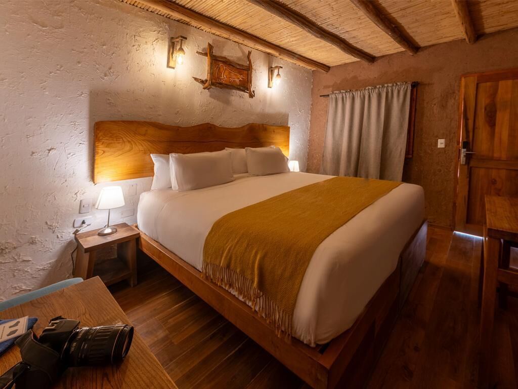 خزنة داخل الغرفة وبديكورات فريدة لكل غرفة وطراز فريد لكل وحدة