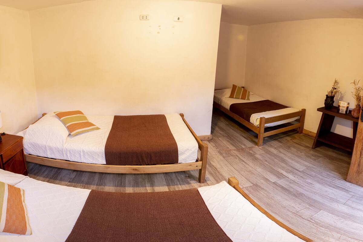 Cofres nos quartos, individualmente decorados