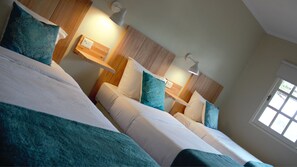 Triple Room | Premium bedding, down duvets, individually decorated - Posada de las Aguilas (Ezeiza)