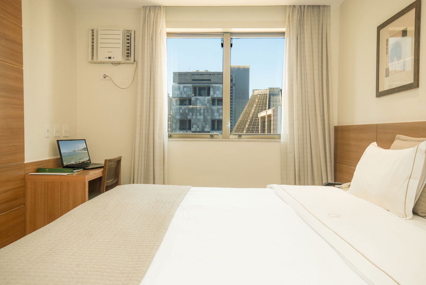 1 bedroom, Egyptian cotton sheets, premium bedding, minibar