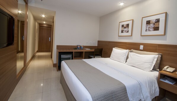 1 bedroom, Egyptian cotton sheets, premium bedding, minibar