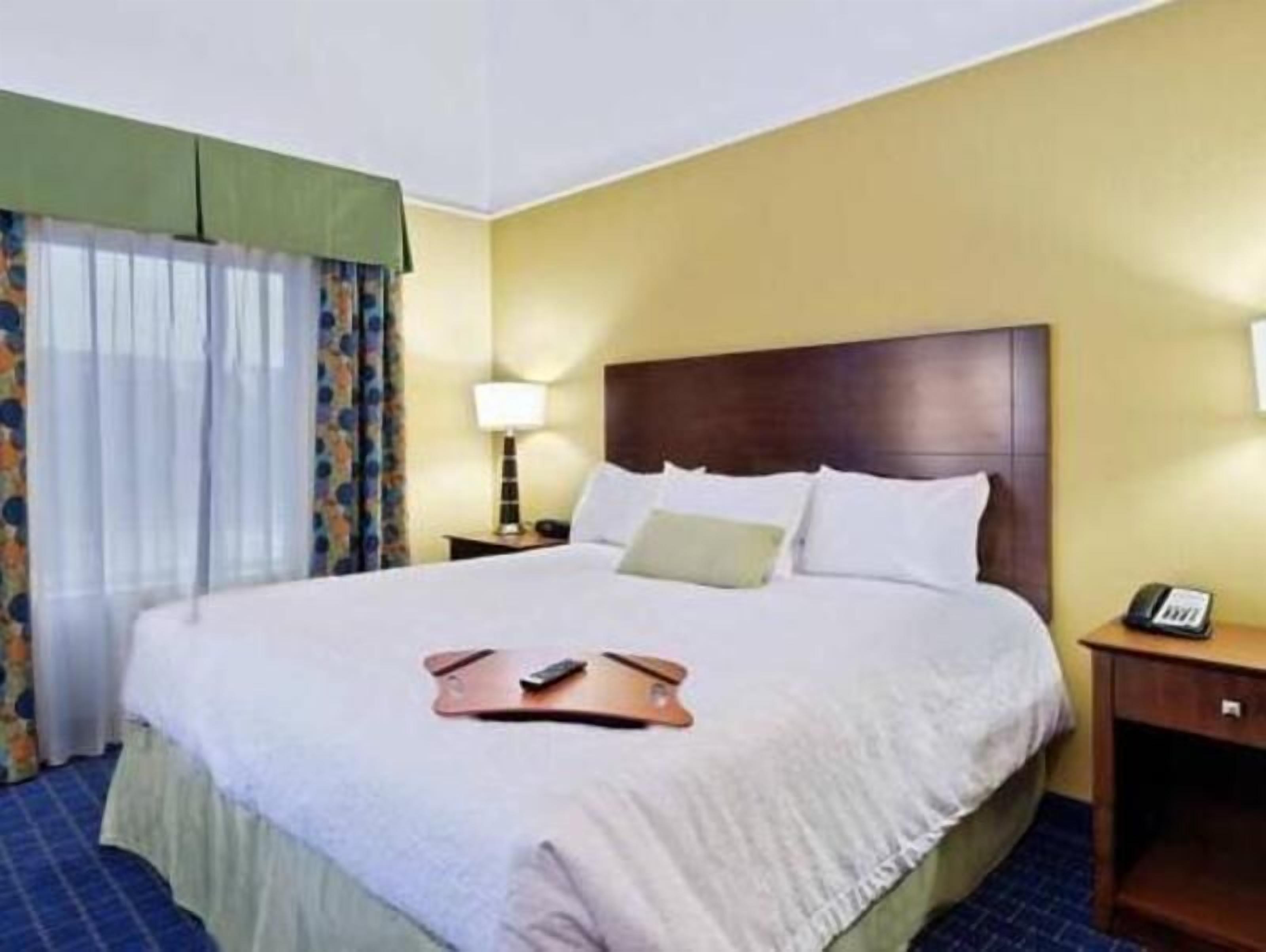 Free cribs/infant beds, free WiFi, bed sheets