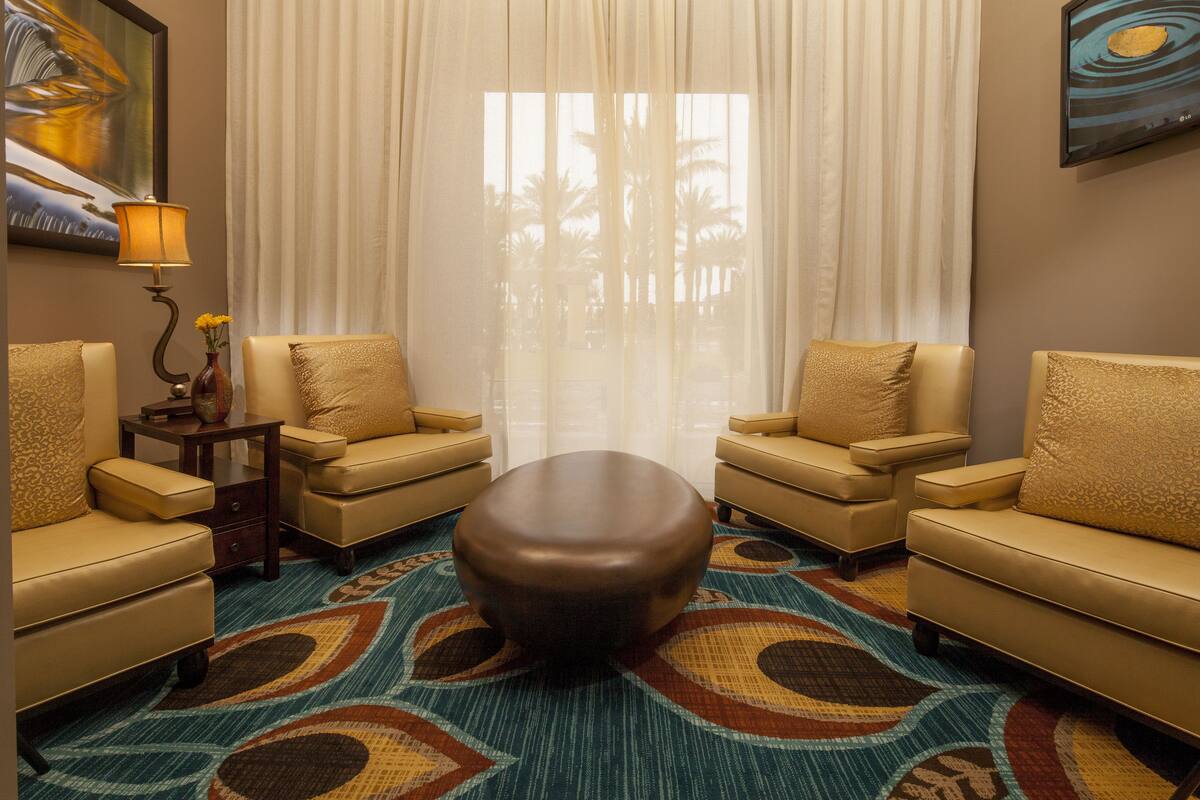 hot tub, body treatments, aromatherapy, body scrubs, facials