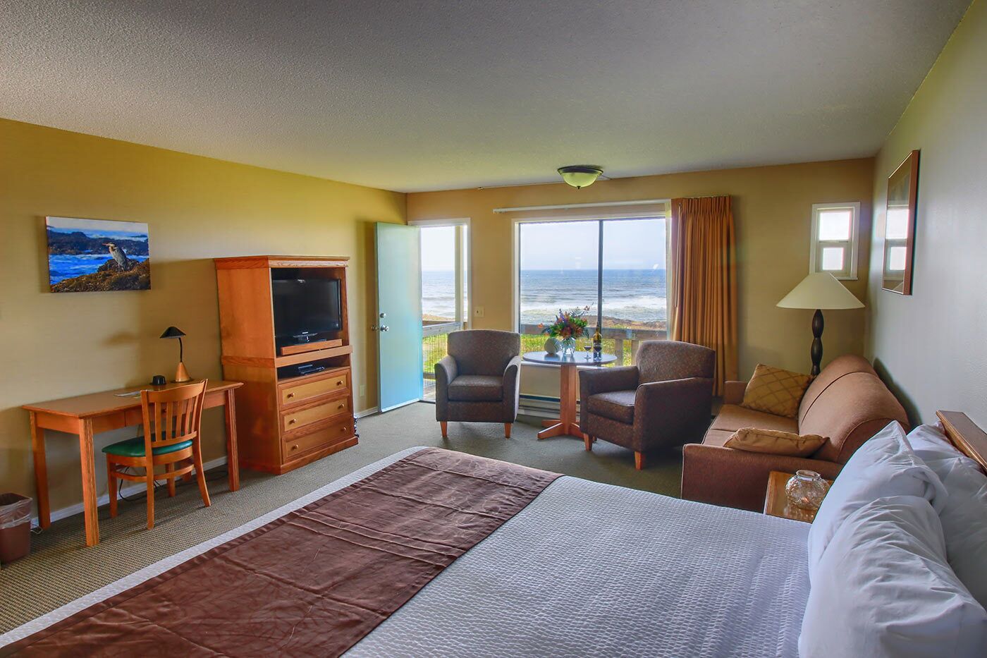 Standard Double Room | Living area