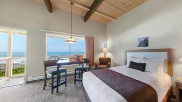 Room, 1 King Bed, Fireplace, Oceanfront | Desk, free WiFi, bed sheets