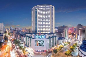 Unclassified image, 3 of 55, button - Urumqi Oriental Dynasty Hotel (People's Cinema · Xiaoximen Branch) (Urumqi)