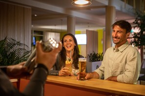 Bar (on property) - JUFA Hotel Kempten (Kempten)